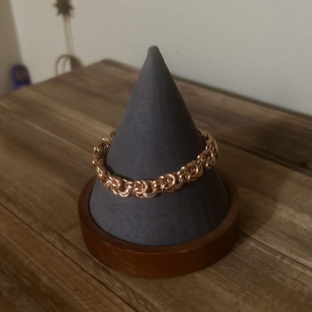 BELLA DIVA unique knotted Toggle Bracelet 18KT Rose Gold Plated 8"